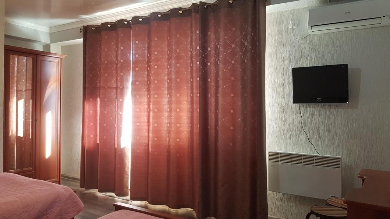 Holidays In Sukhum Сухум Экстерьер фото